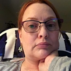 Meet your Posher, Connie